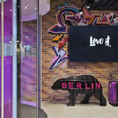 Moxy Berlin Humboldthain Park-3